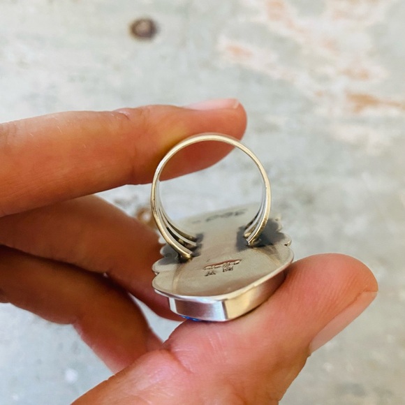 SOLD ♥️ Navajo ♥️ Signed Sterling Silver & Blue Purple Lab Opal Hearts Ring - Picture 9 of 12